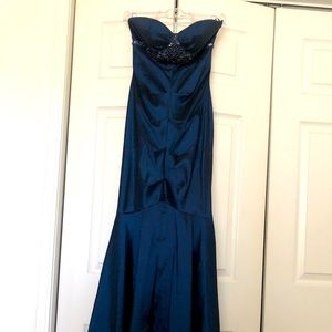 Cache size 4 royal blue strapless dress!